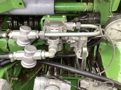 Krone Comprima V150 XC