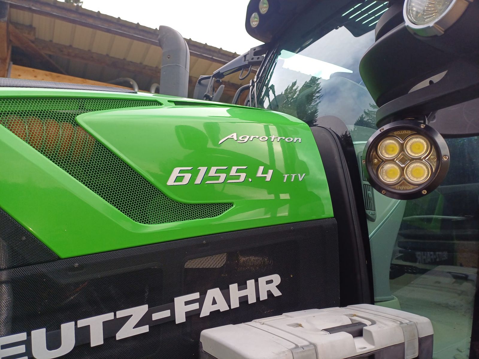 Deutz Fahr 6155.4 TTV 2