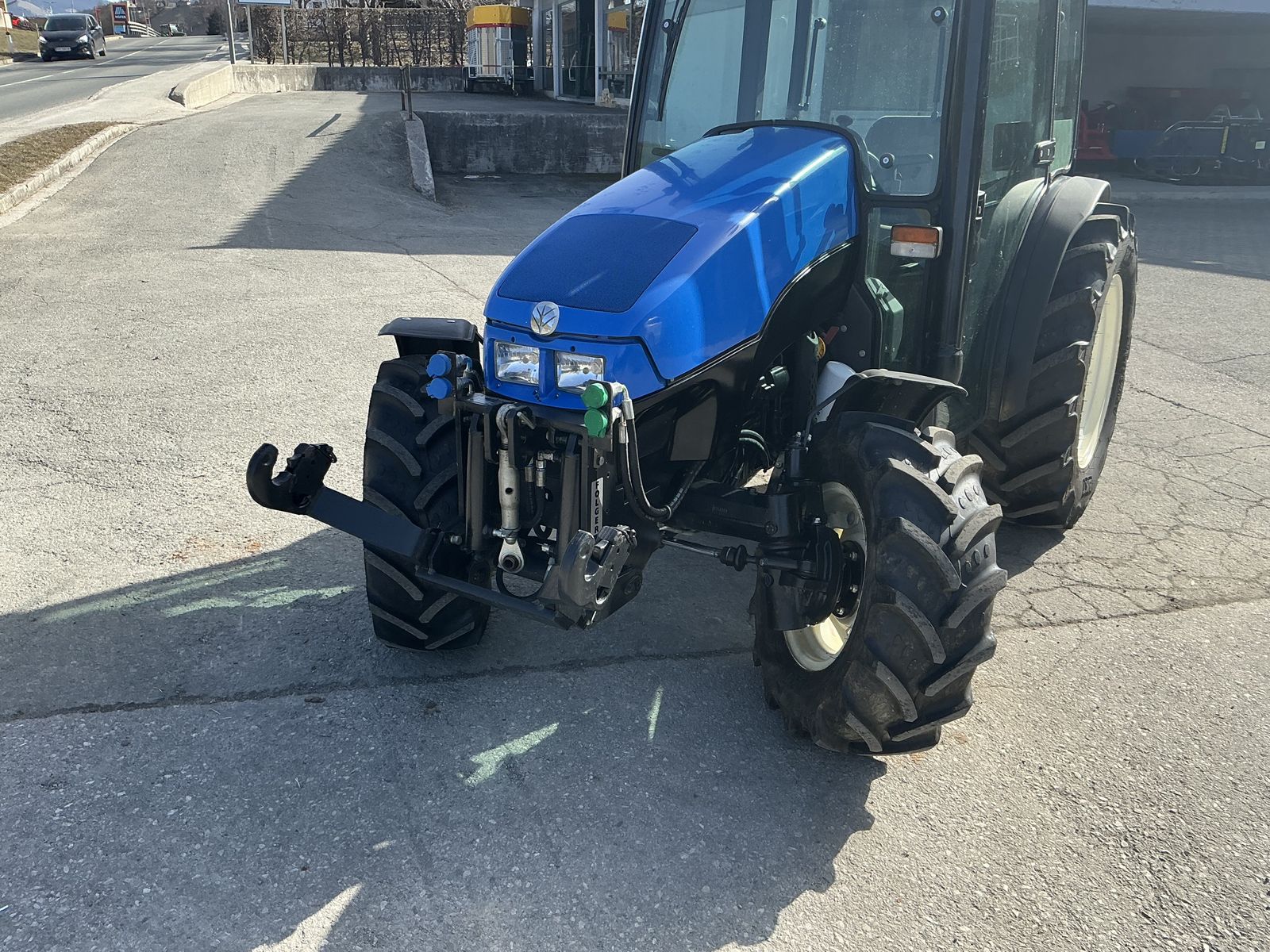 New Holland T3040 2