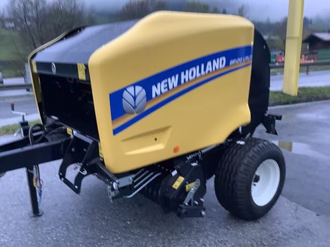 New Holland BR 120