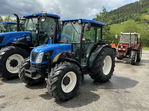 New Holland T4020 DeLuxe