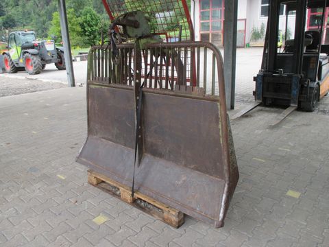 Holzknecht HS 306