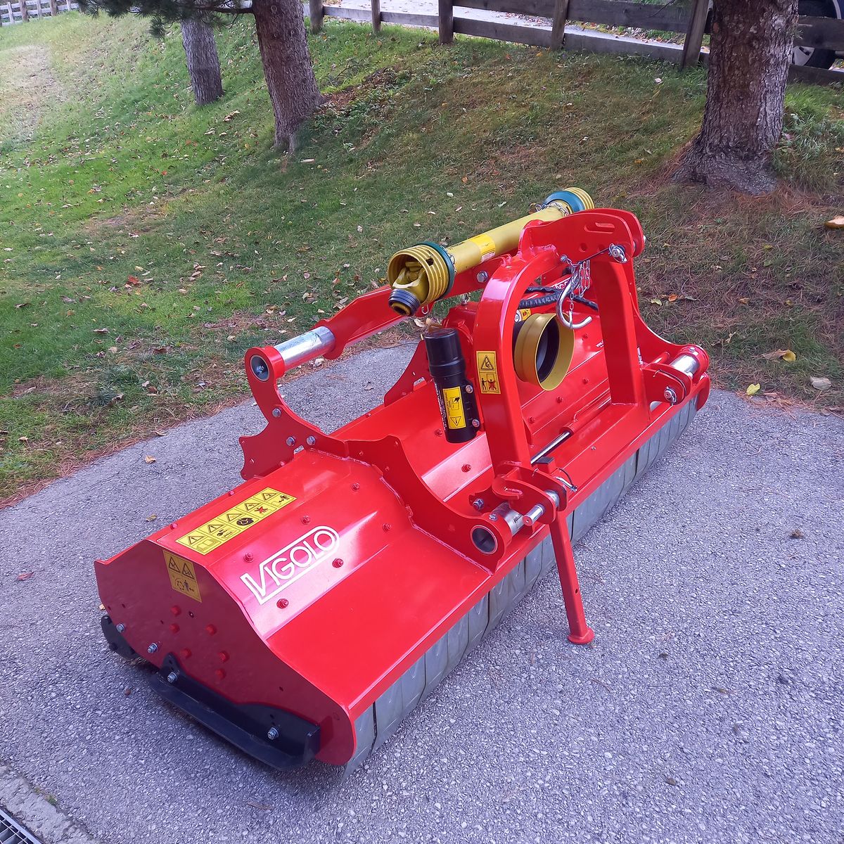 Vigolo MX2-220 Mulcher Heckmulcher 3