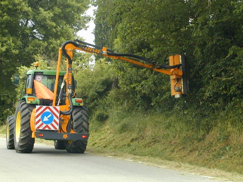 Femac DOC 400S Mulcher Seitenmulcher Böschungsmulcher 3