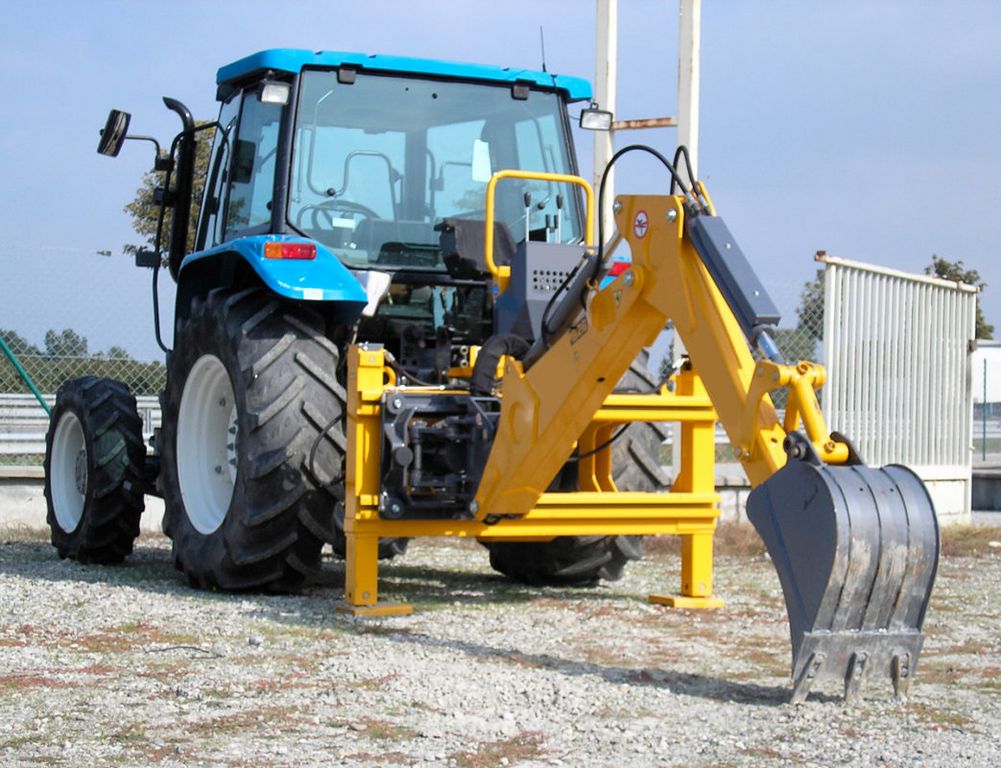 Femac 6.28 Heckbagger Bagger Minibagger 3