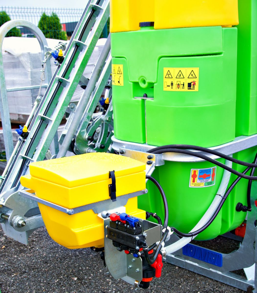 Agricraft AC815 Feldspritze, Anbaufeldspritze 3