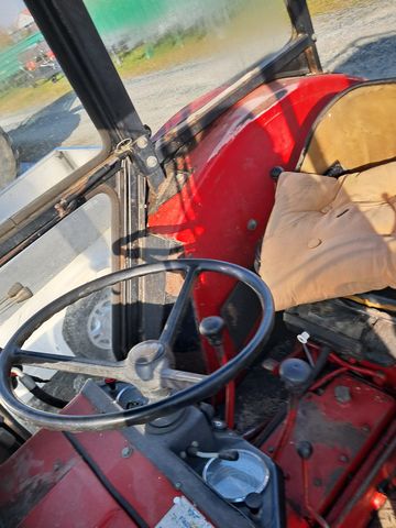 IHC Traktor IHC 733 IntNr 12221