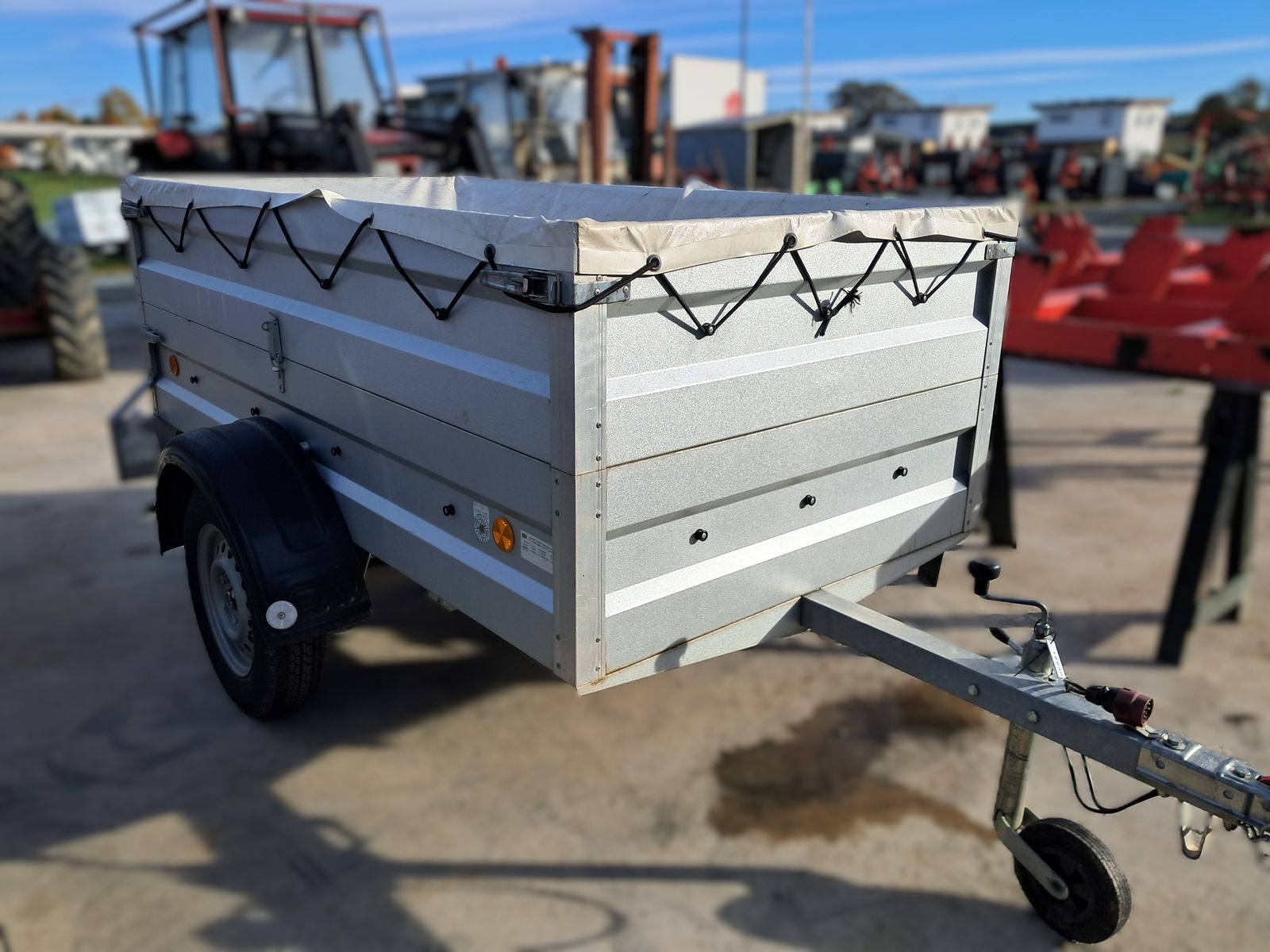 GW Geschützte Werkstätte PKW-Anhänger Geschütze Werkstsätte IntNr 12230 1