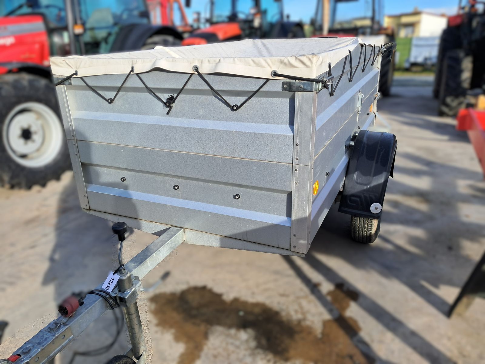 GW Geschützte Werkstätte PKW-Anhänger Geschütze Werkstsätte IntNr 12230 2