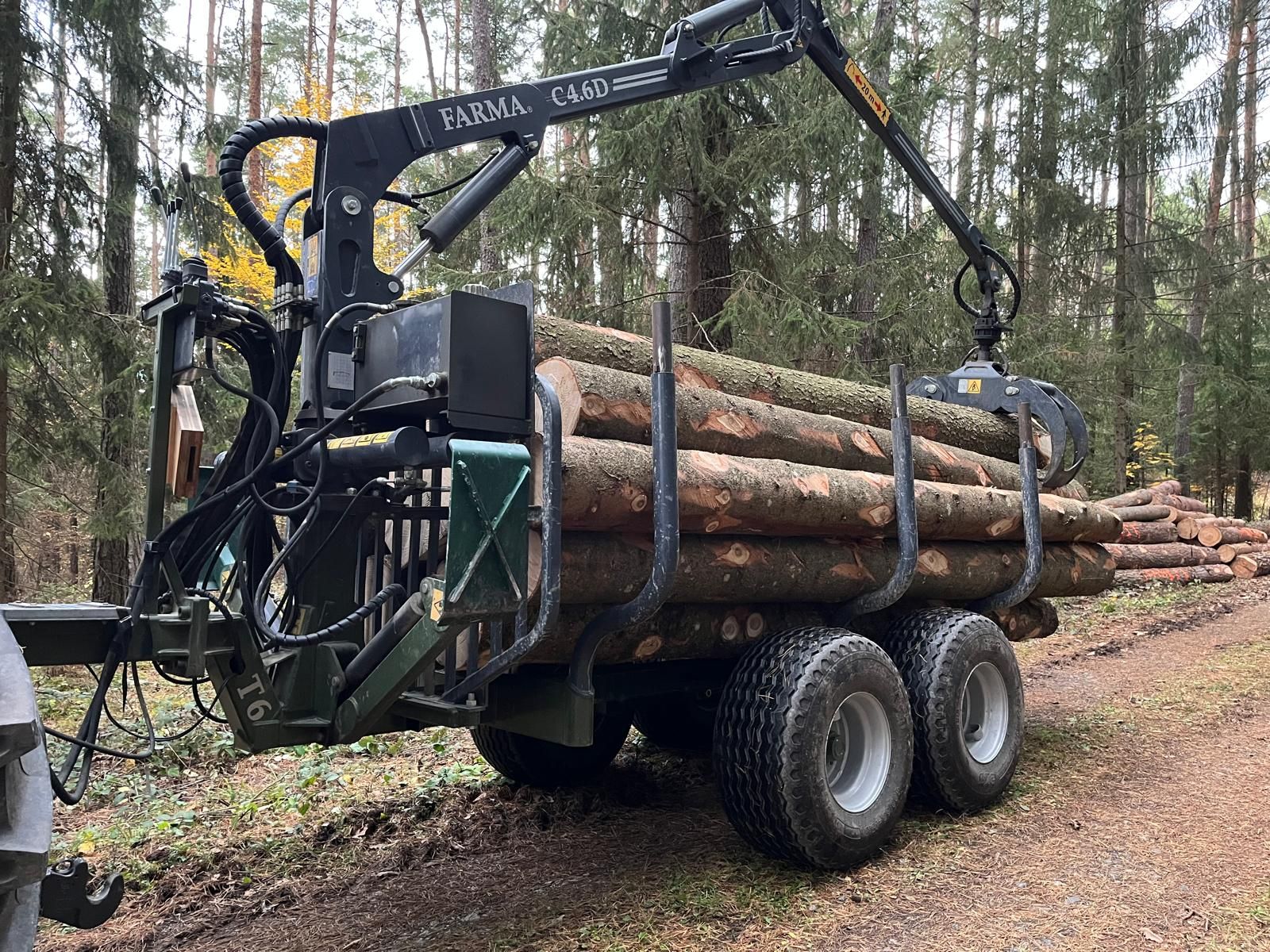 Farma Farma Forstanhänger T6 1