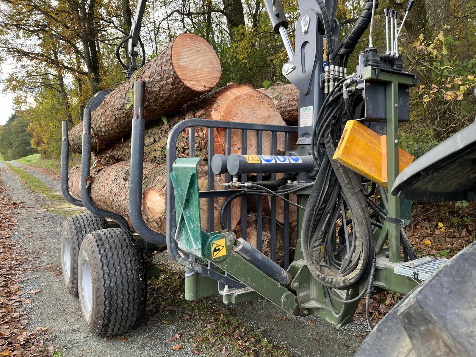 Farma Farma Forstanhänger T6 2