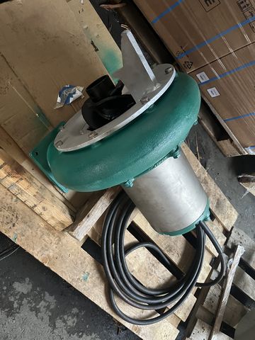 Stallkamp Tauchmotorpumpe 11 KW