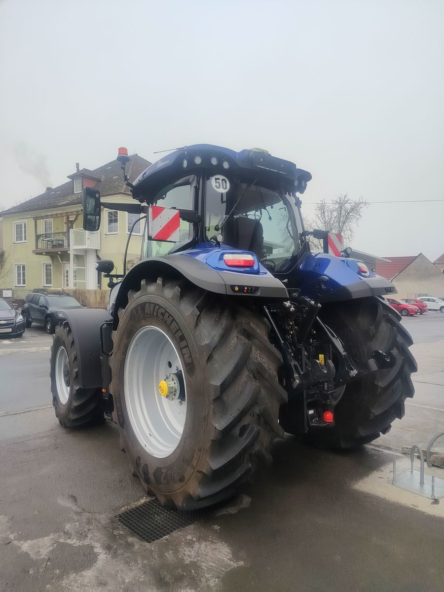 New Holland T7.270 PLM Auto Command 3