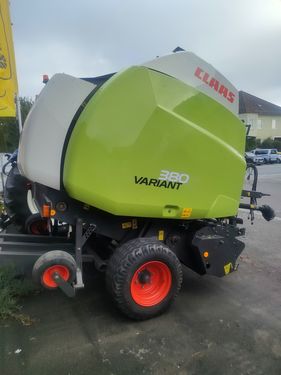 Claas Variant 380
