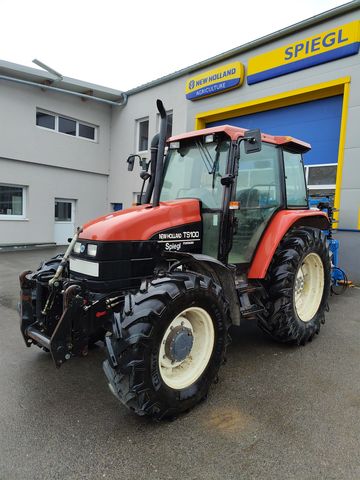 New Holland TS100