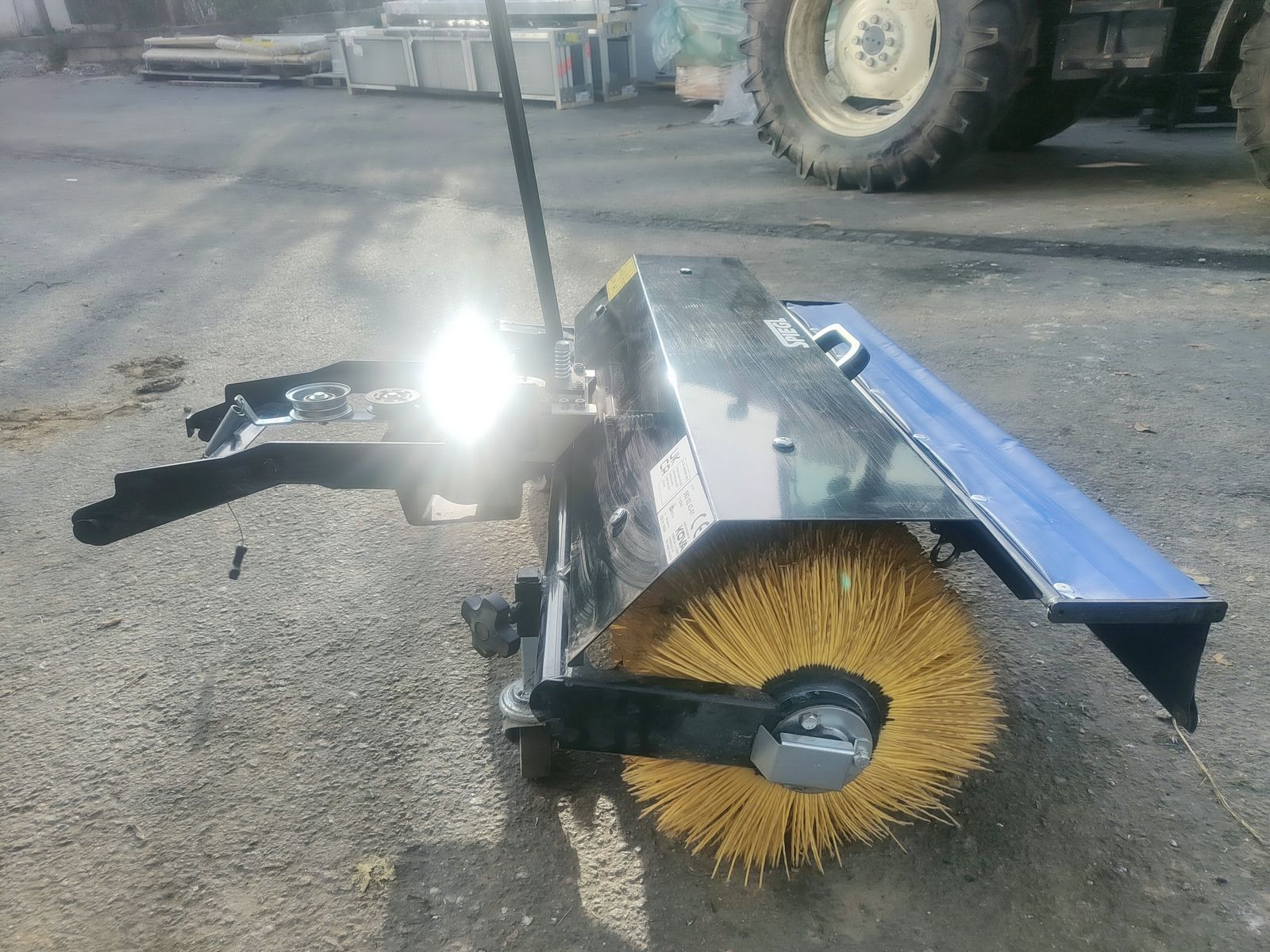 Husqvarna Kehrmaschine zu Rider RC318 & RC320 1