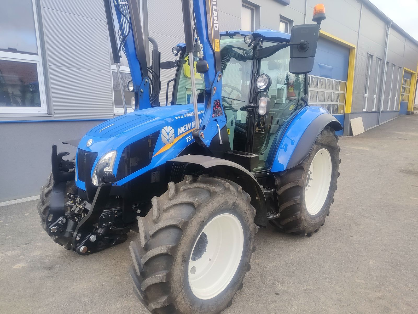 New Holland T 5.95 1