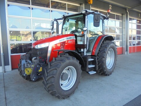 Massey-Ferguson 5M.125 Essential Dyna 4