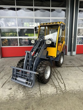 Eurotrac W 12 CSM