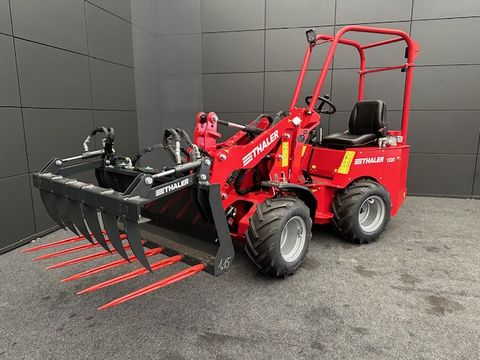 Thaler Hoflader 1220 19PS 750kg Hubkraft 3