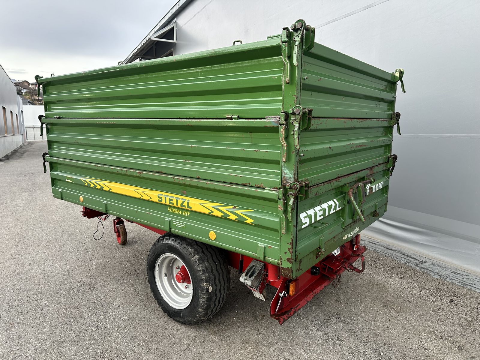 Stetzl Dreiseitenkipper 5to 3x1,8m 3