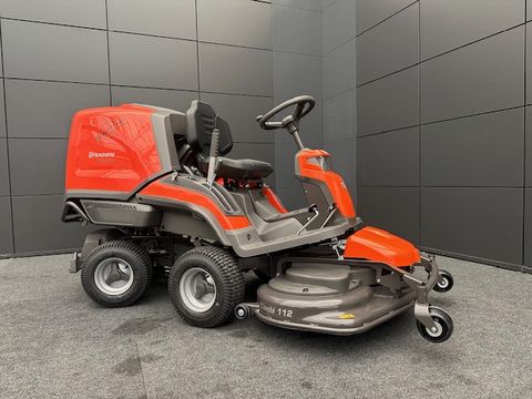 Husqvarna Rasentraktor RC320Ts AWD 112cm Mähdeck, 16,9PS 2