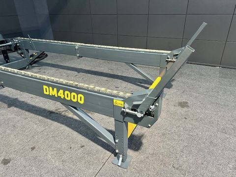 Uniforest Zuführtisch DM 4000/2 zu Sägespaltautomaten  2