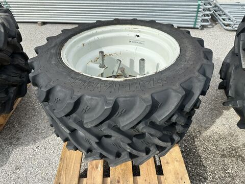 Alliance Zwillingsräder 250/85R24, gebraucht