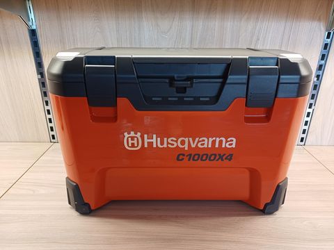 Husqvarna Akku-Ladekoffer 40-C1000X4 für 4 Akkus