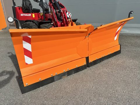 Schneepflug Vario 2,50m Euro und Dreipunkt  2