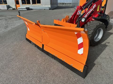 Schneepflug Vario 2,50m Euro und Dreipunkt  3