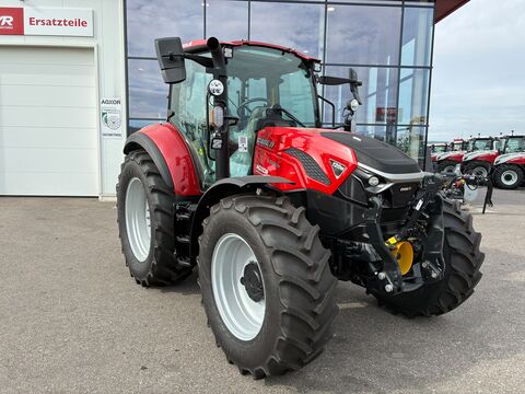 Case IH Farmall 120M