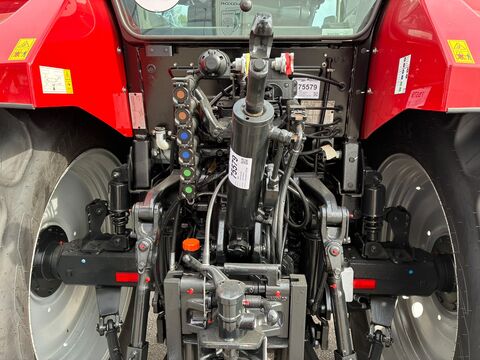 Case IH Farmall 120M