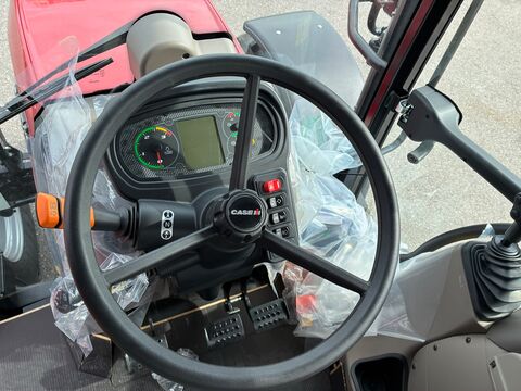 Case IH Farmall 120M