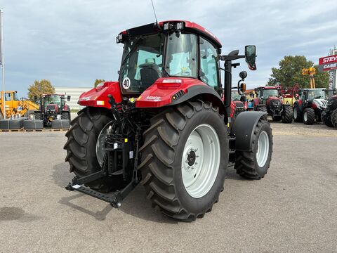 Case IH Farmall 120M