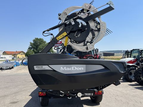 Macdon FD235 10.6m