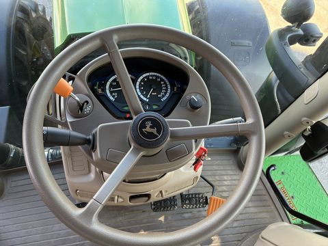 John Deere 6250R