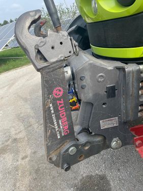 Claas Arion 630 C