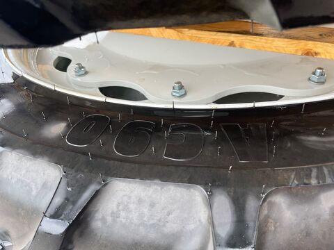 Trinker 270/95R48+270/80R36 MIRAS AC 90
