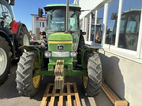 John Deere 2650
