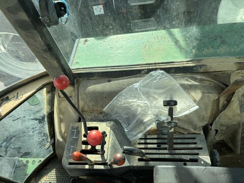 John Deere 2650