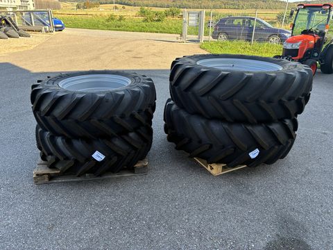 Michelin 540/65R38+440/65R28