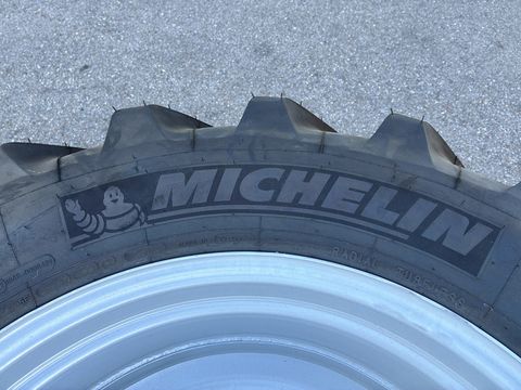 Michelin 540/65R38+440/65R28
