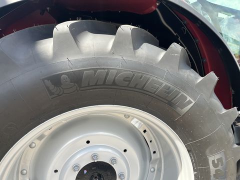 Case IH Farmall 100C
