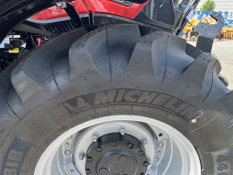 Case IH Farmall 100C