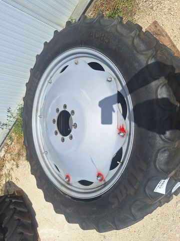 Mitas 300/95R46+270/80R36