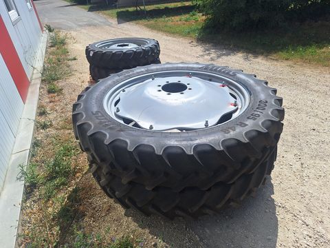 Mitas 300/95R46+270/80R36