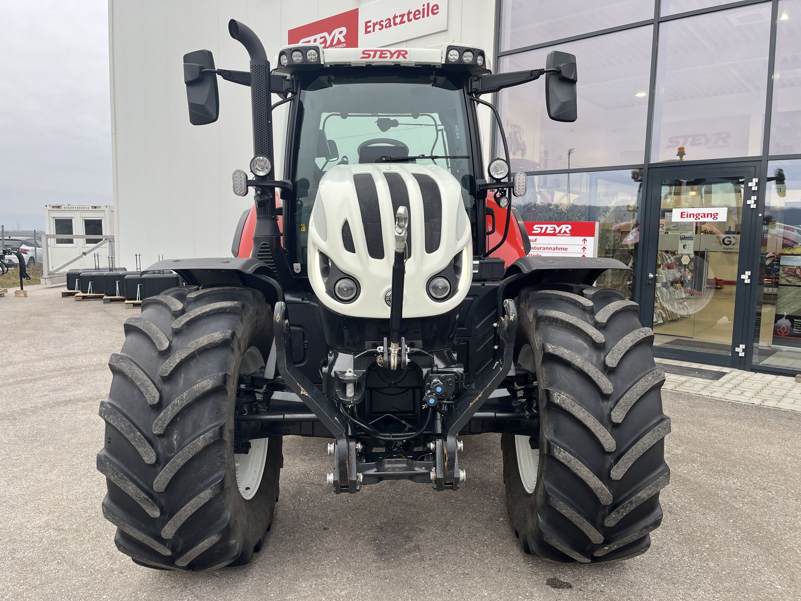 Steyr 6150 Profi CVT (Stage V)  3