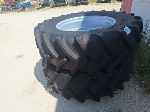 Mitas 480/70R34+380/70R24