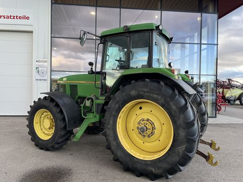 John Deere 7700